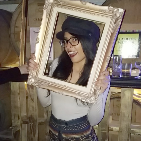 elliecastr0